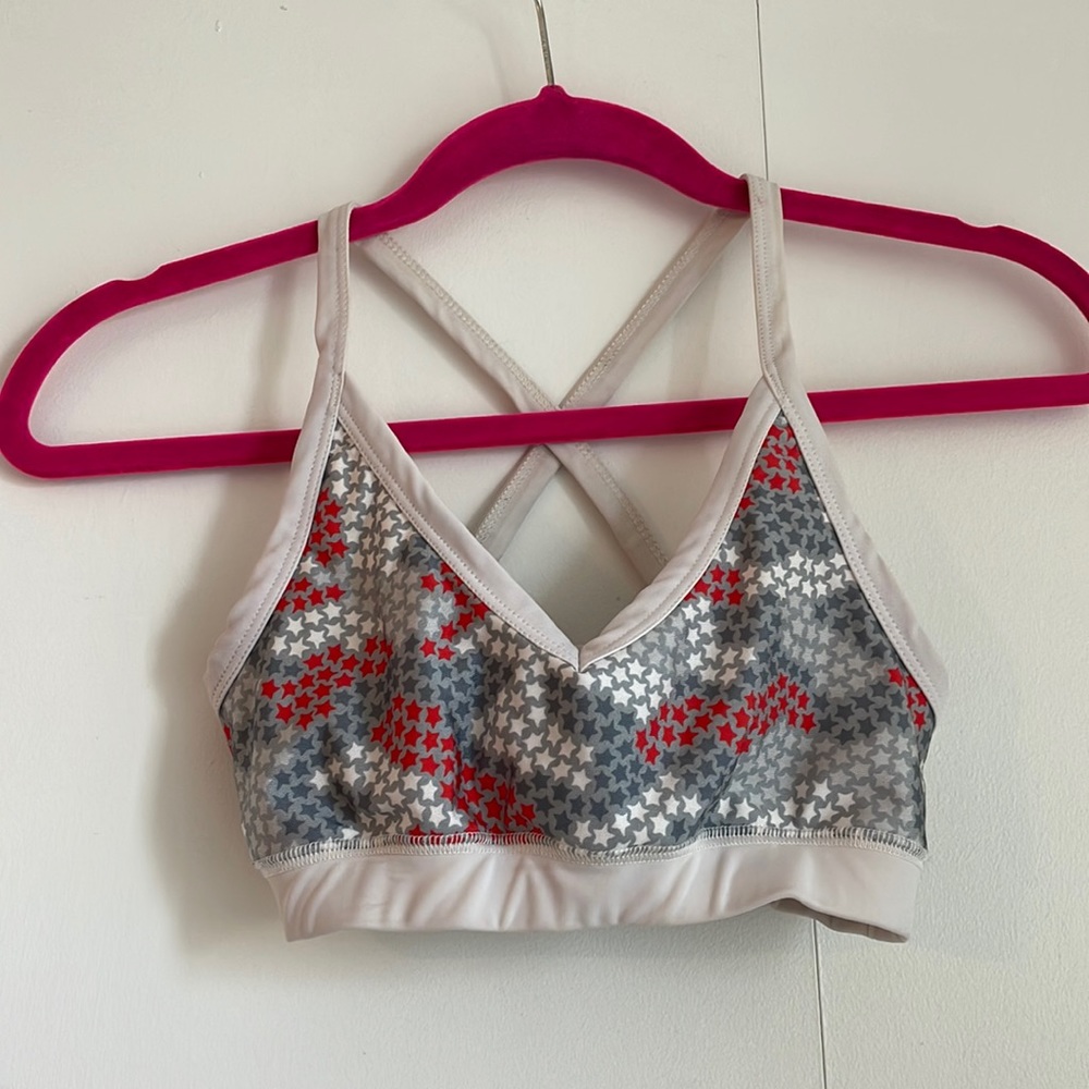 Emily Hsu V neck yoga bra Star camo pattern